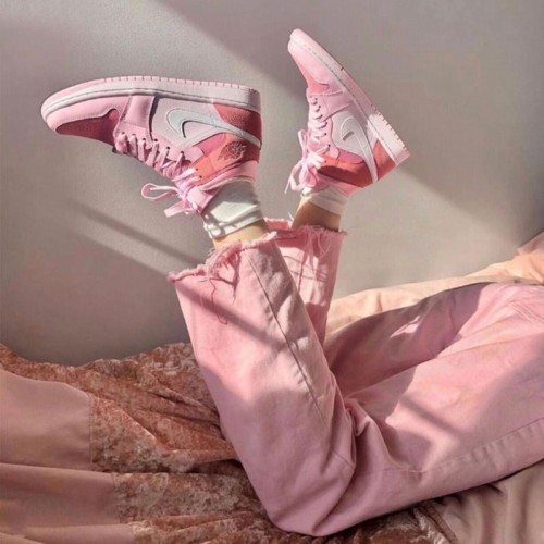 Air Jordan 1 Mid Digital Pink Digital Pink/White Pink/Foam Sail CW5379-600